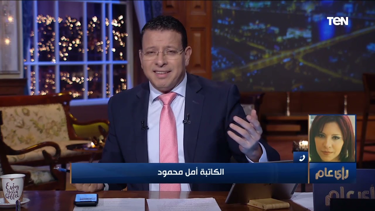 الكاتبة أمل محمود: 
