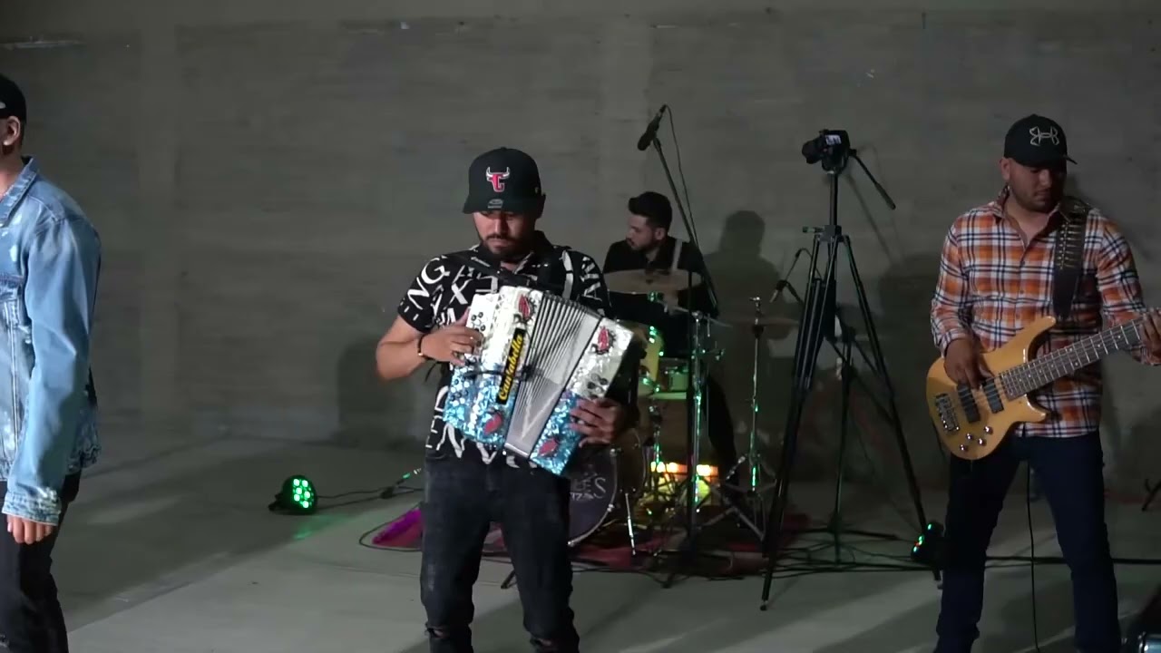 J y M de Incial - Fernando Ortiz (Corridos en vivo)