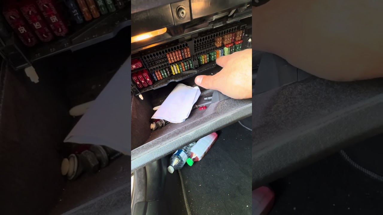 BMW 3 series e46 central locking issue and remote key issue fixed and programmed.