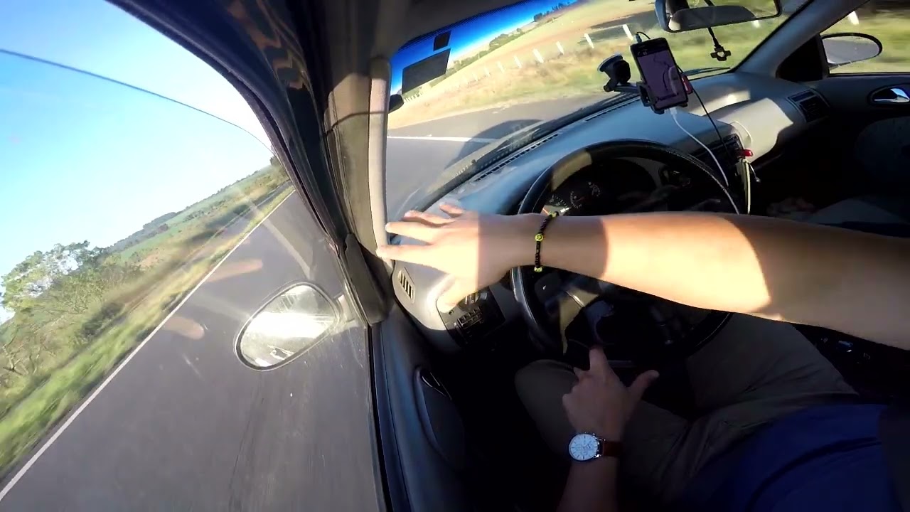 POV Gol 1.0 16v na estrada - carro antigo viajando! - Hirovlog