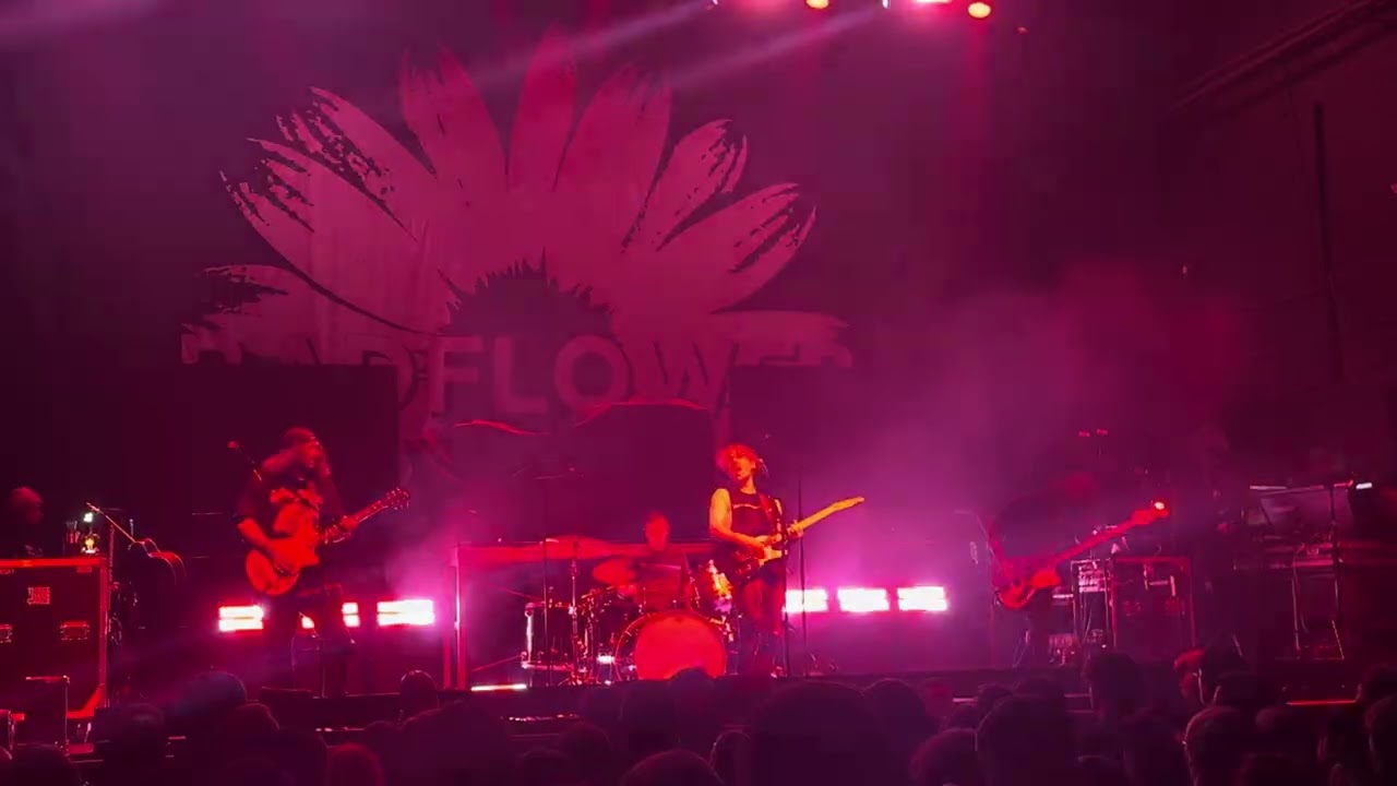 Badflower   30 Live From Glasgow O2 Academy 10:12:25