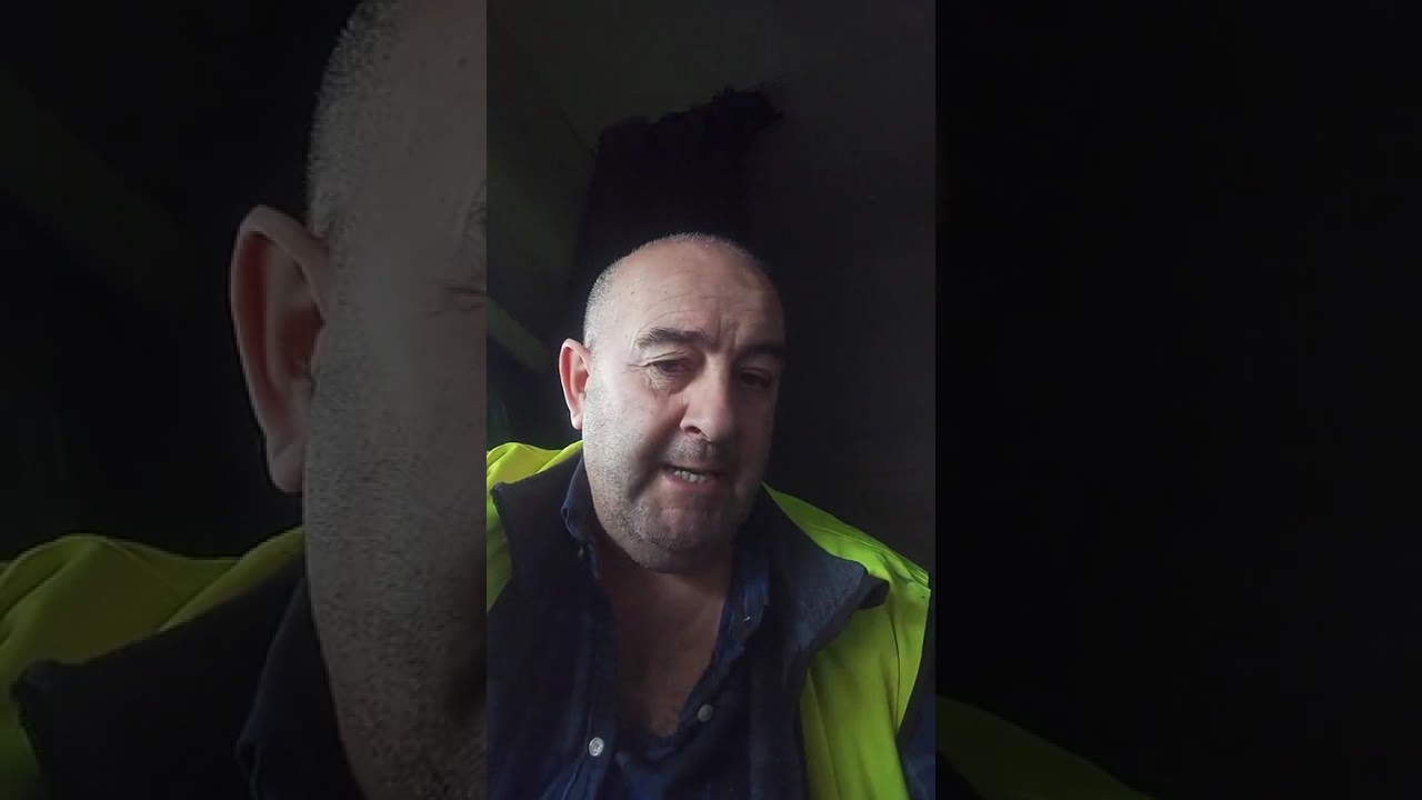 En el Este invierten en el conductor y te nologia, aquí a palos.