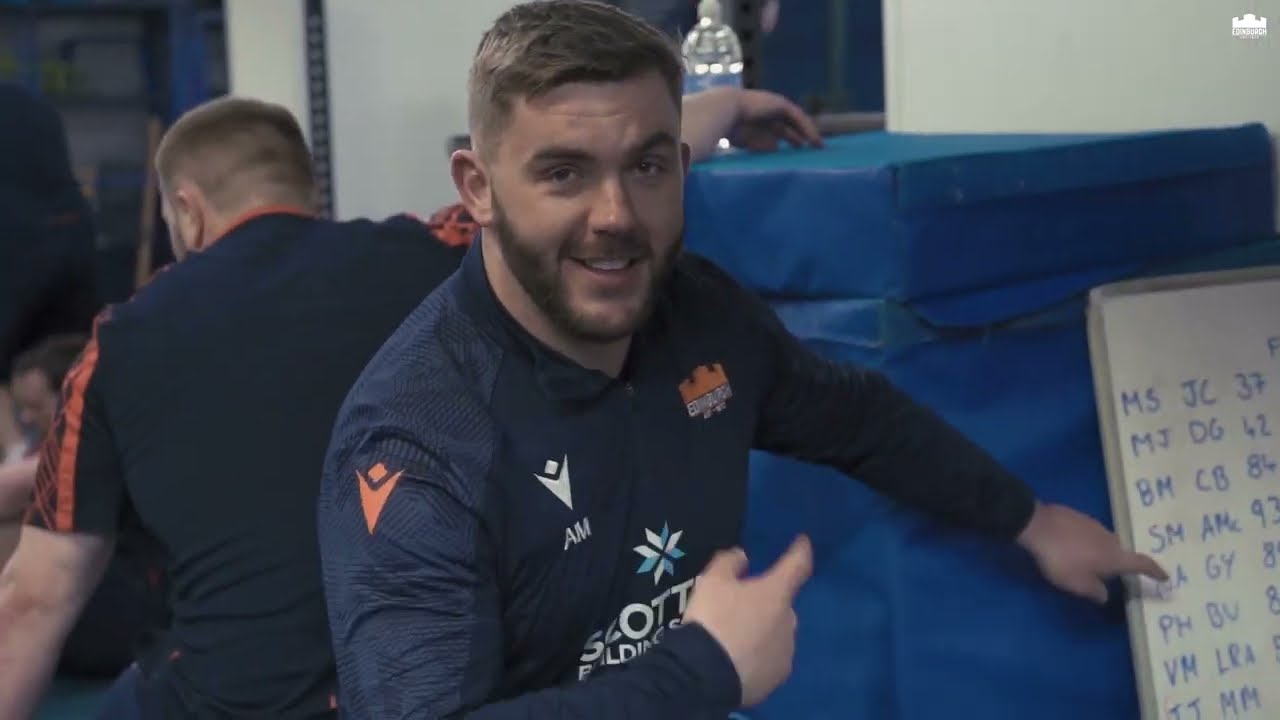 🏋️‍♂️💥 Bench press challenge! | Edinburgh players test their strength
