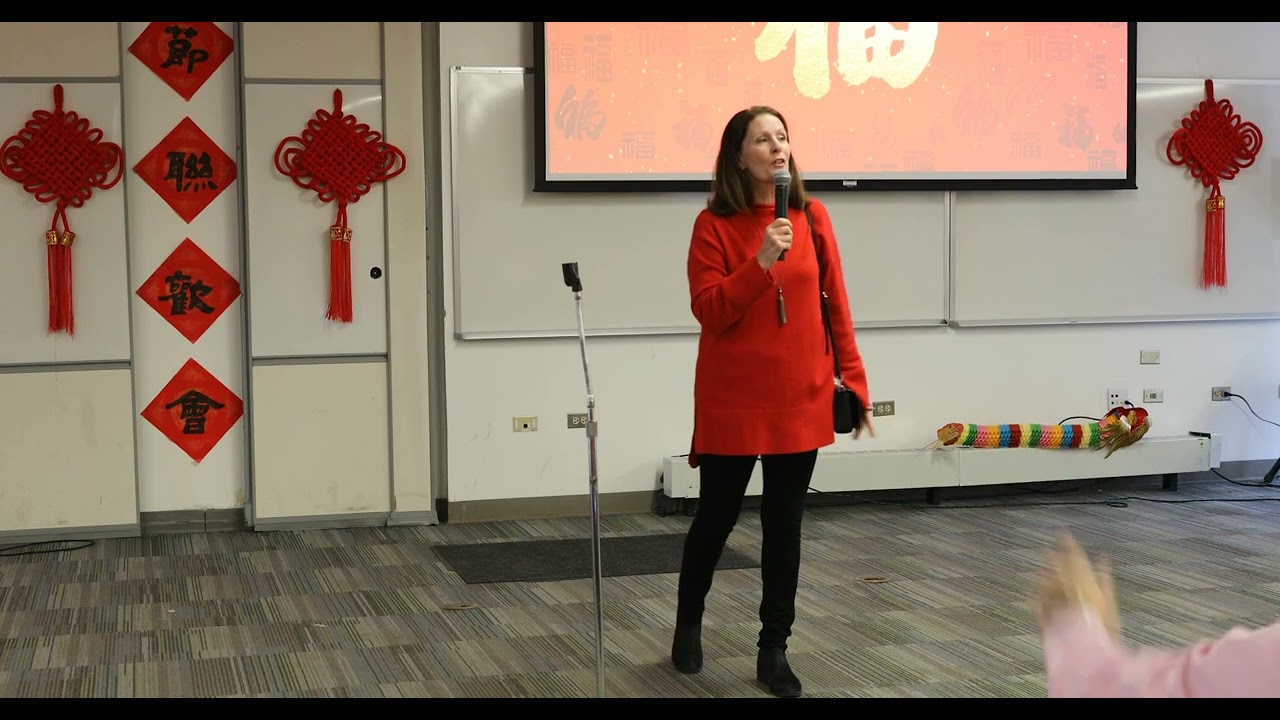Skokie Mayor Ann Tennes at Xilin NS Chinese School