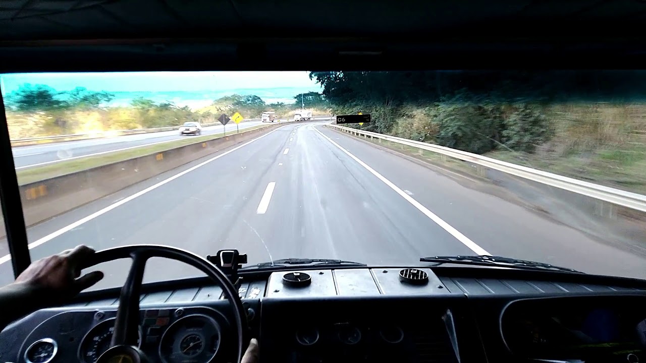 MB 608 andando muito.