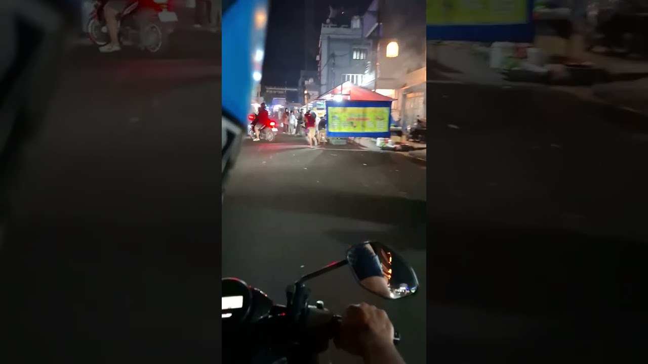 Makan mie ayam!!