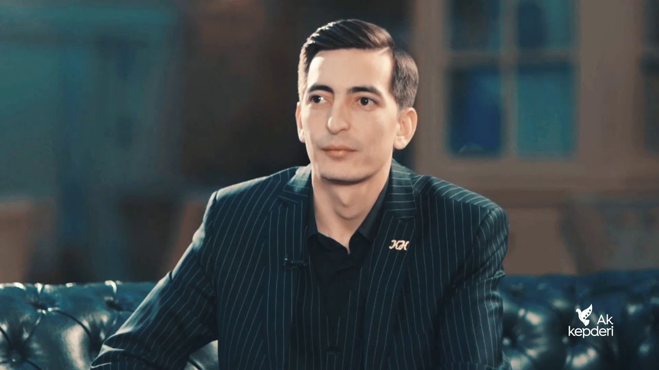 TÜRKMENIÑ beyik Halypalaryny yatlap