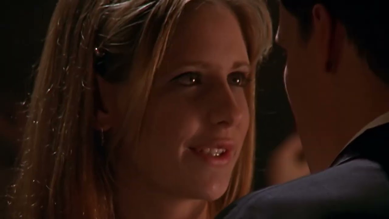 Buffy and Angel's Second Kiss: Buffy the Vampire Slayer 1x07