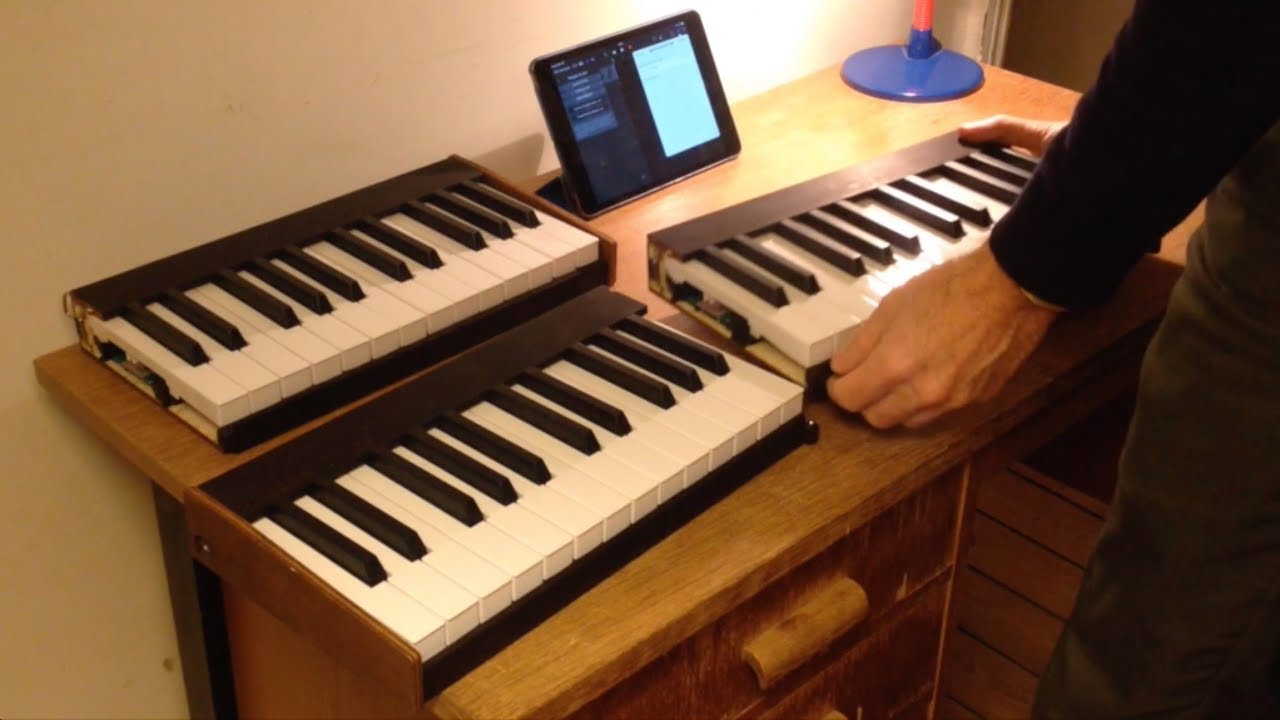 Portable piano modular keyboard demo