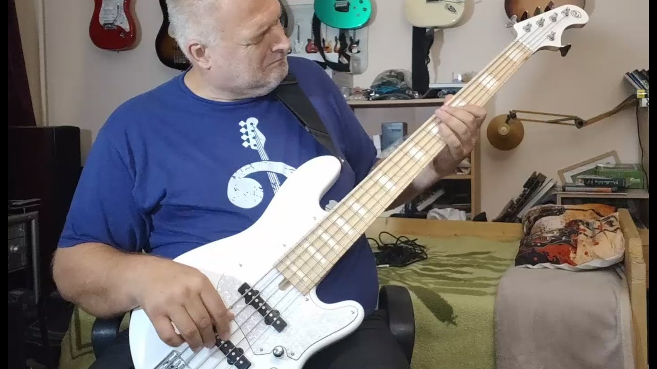 Cort Elrick NJS 5 sound sample with a Headrush Core no talking