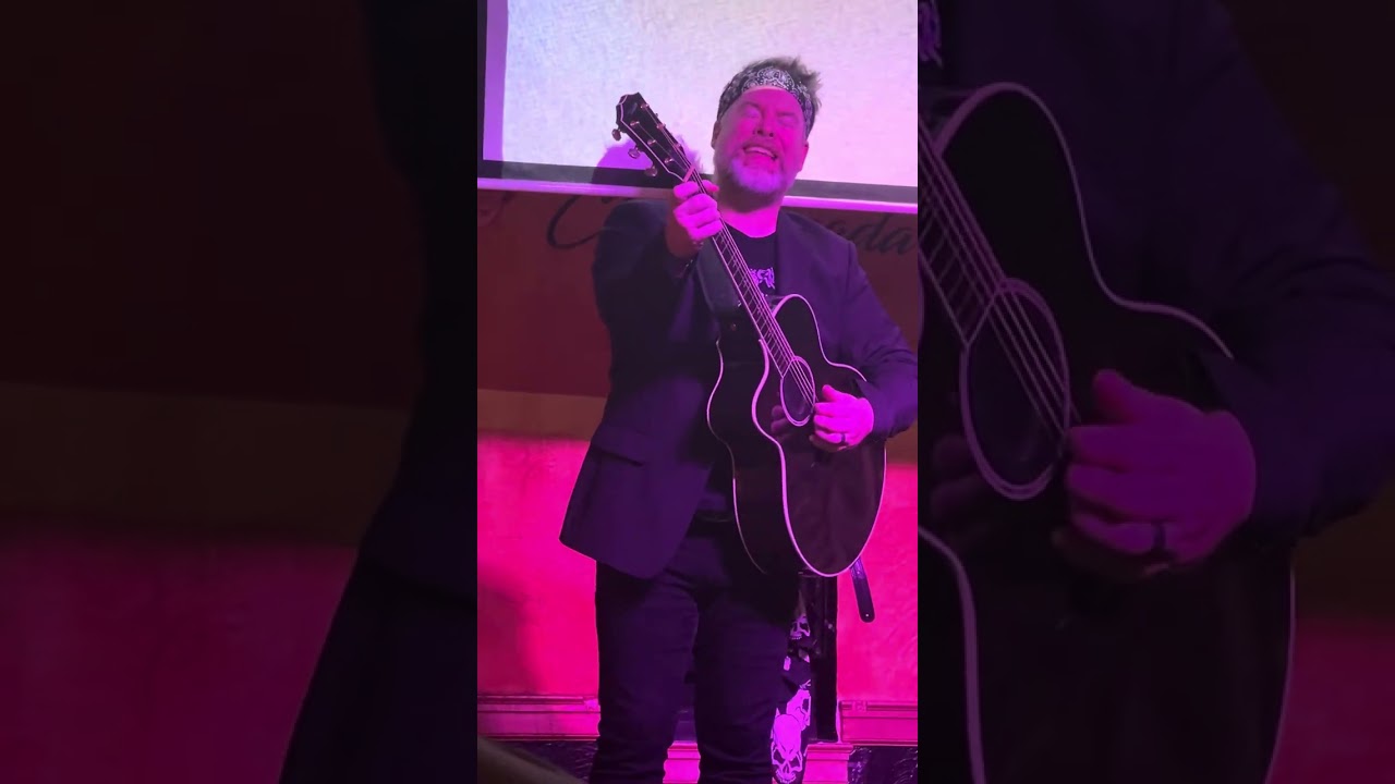 David Cook “Lie” acoustic at Club Arcada St Charles IL 8/23/2025. 