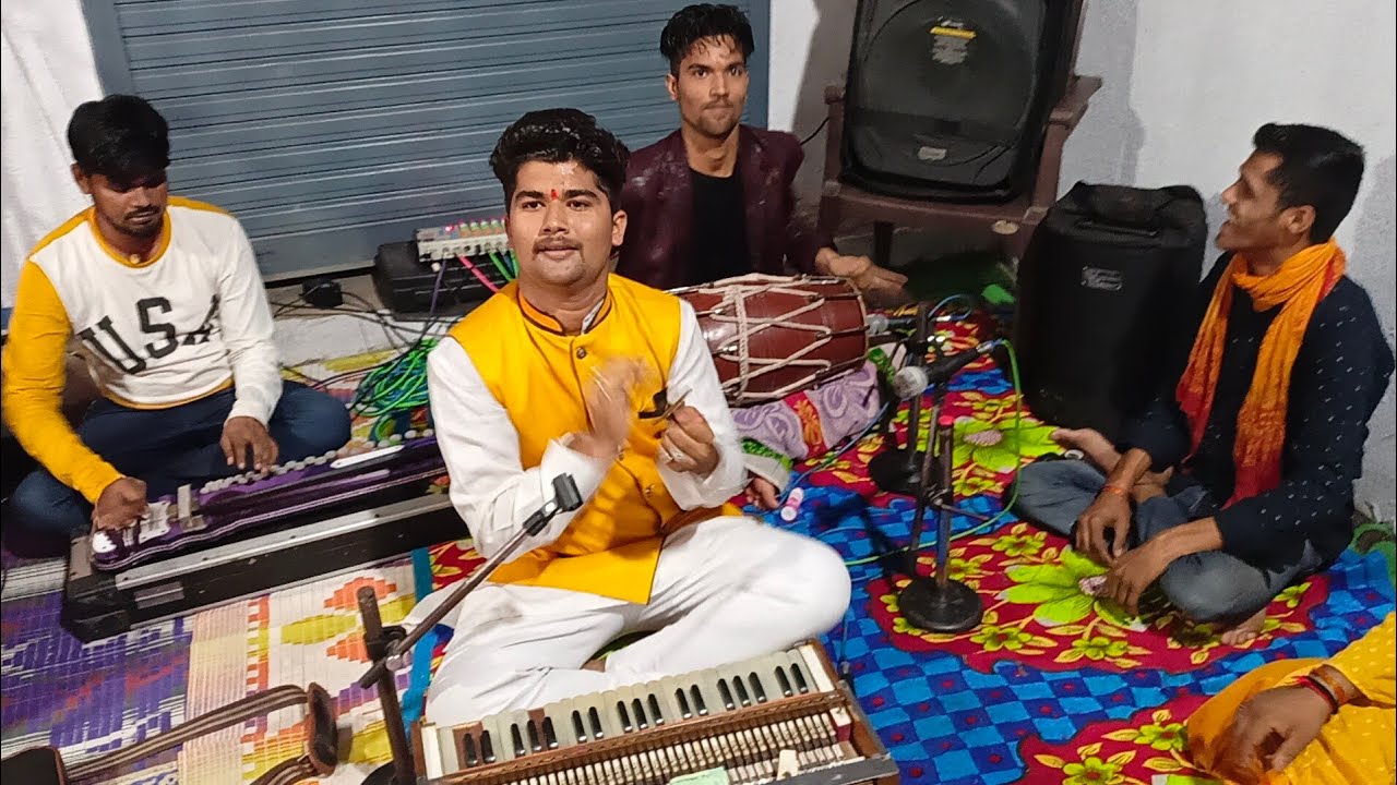 Bhajan and Sunderkand Path By Singer Aman Pandey At Har Har Mahadev Temple