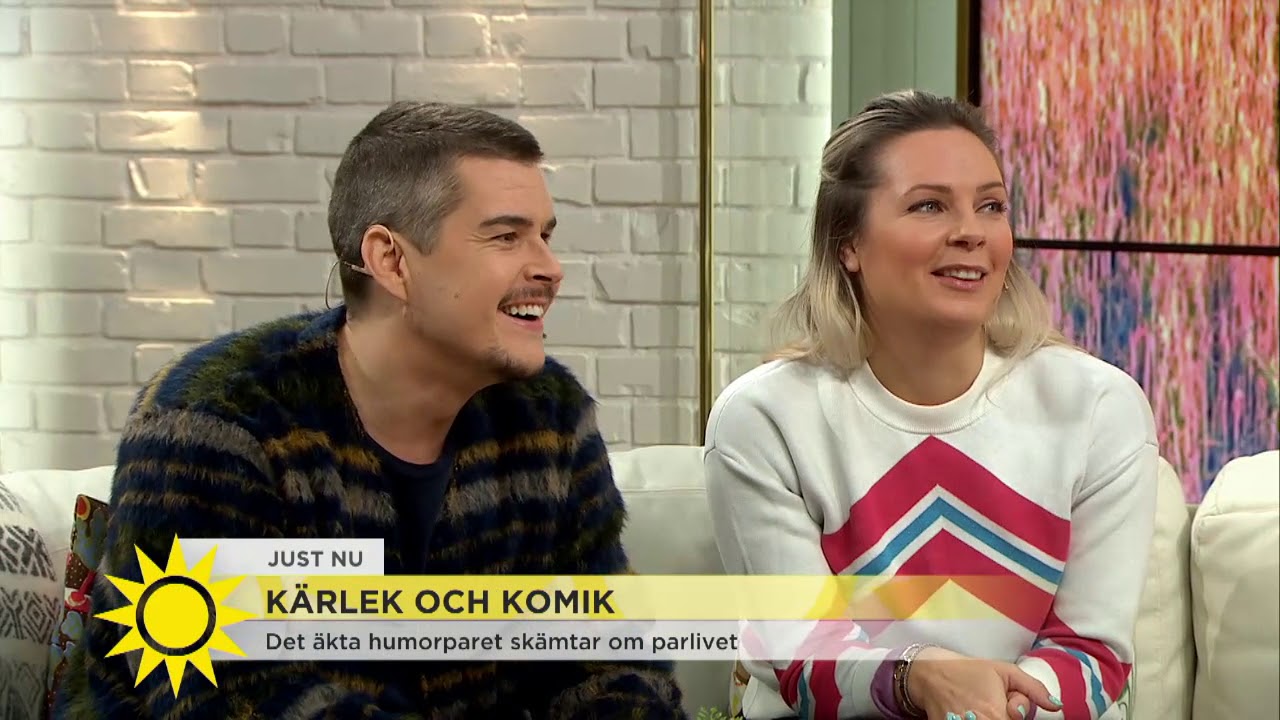 De gör humor av sin kärleksrelation: 