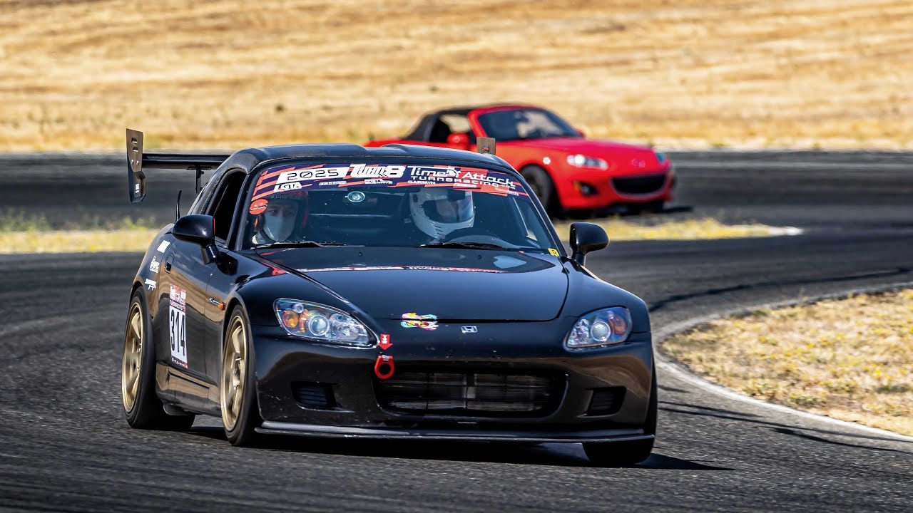 Driving Alex's S2000 at Thunderhill West!
