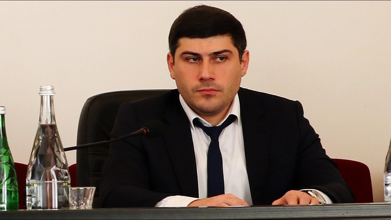 Запир Гасанов избран главой Кайтагского района