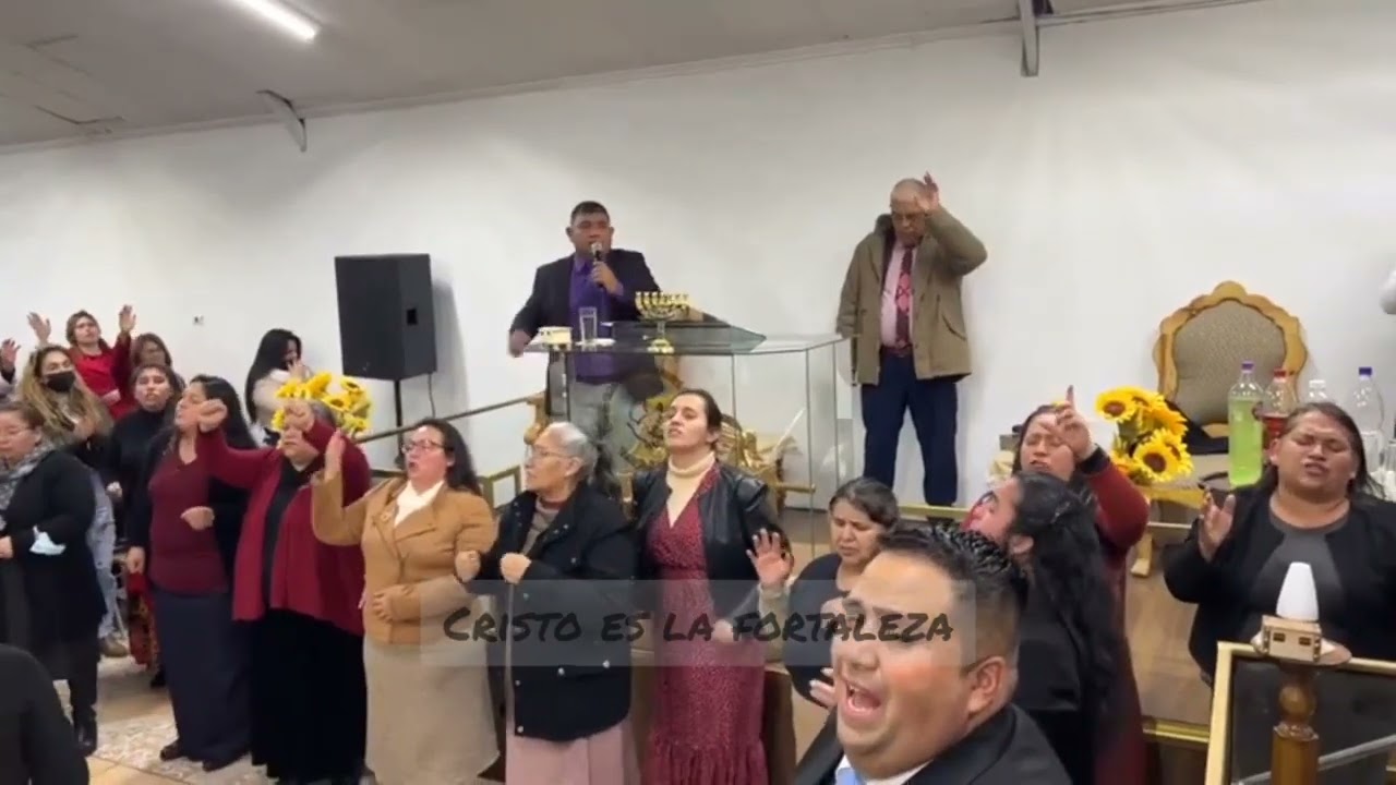 COROS PENTECOSTALES DE AVIVAMIENTO_En mi vida el capitán es Cristo_La sola presencia de Cristo Jesús