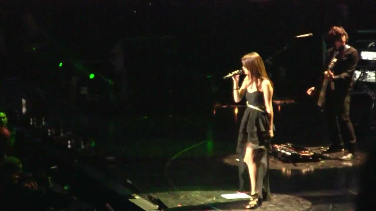 Selena Gomez & The Scene- 