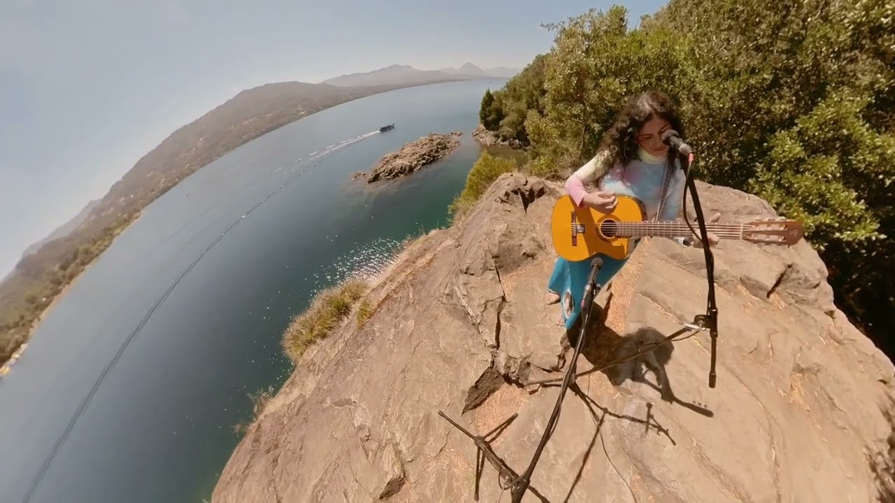 LAMIKA AMÉRICA DEL SUR (ISABEL PARRA) VIDEO OFICIAL