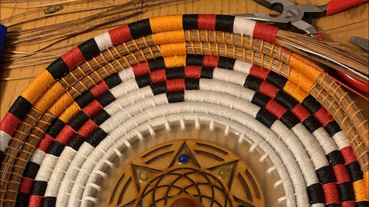 How to Popping a New Color - Geometric Design Pine Needle Basket - Part 5
