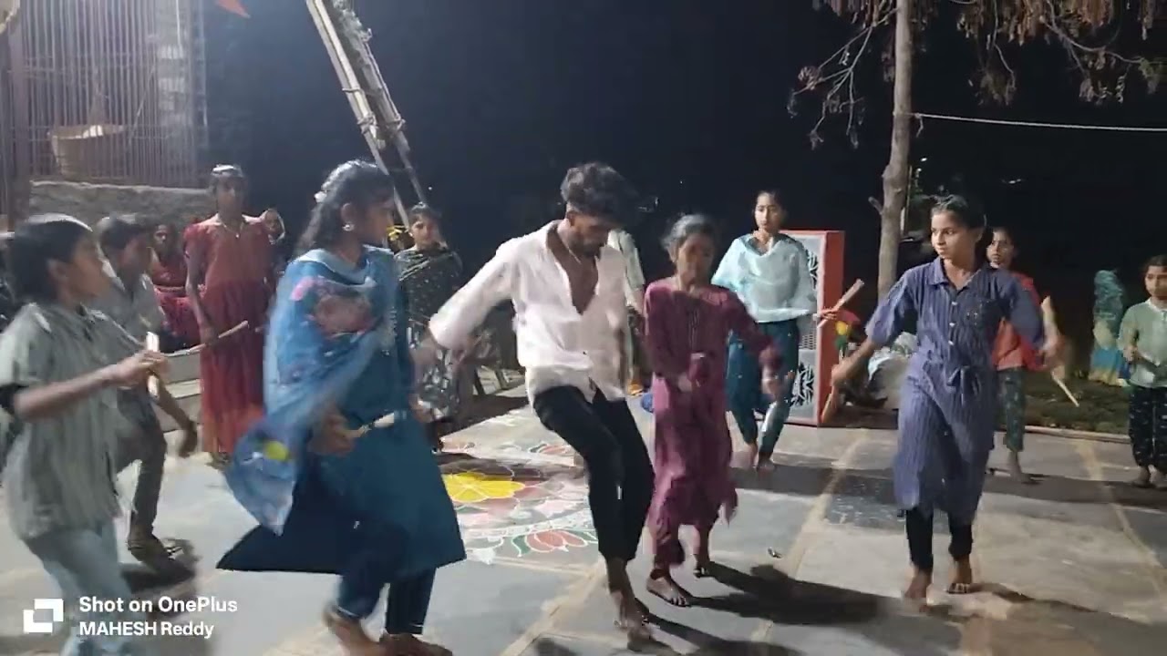వస్తాను అంటివా పోతాను అంటివా అంటూ సాంగ్ 🔥🔥 గురువు తేజ 🔥🔥