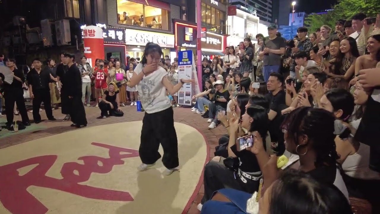 HAF(High🥰Altitude✈️Flight)#하프(고공비행) HongDae#홍대 Busking#버스킹 20250830 DJI 0389