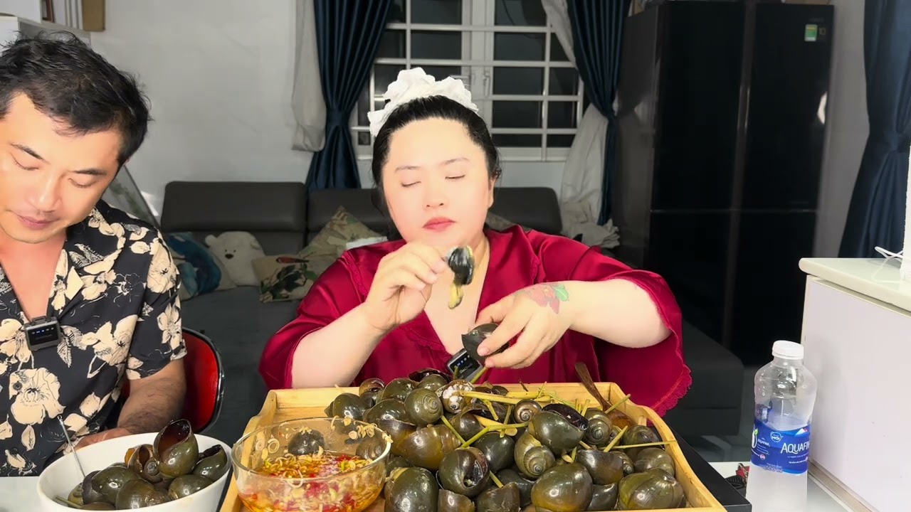 MẸC ỐC CÙNG CHỒNG EM VÀ QUÁN PHỞ BẤT ỔN TẬP 2