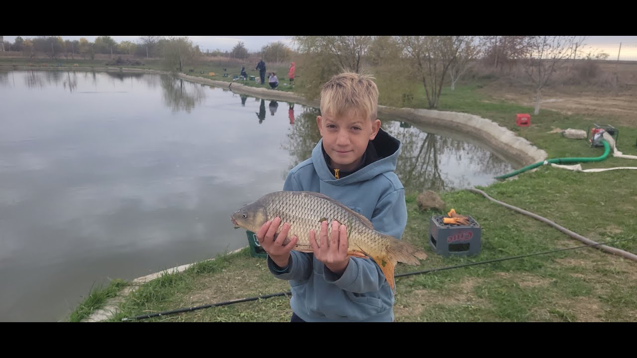 Pescuit la sfârșit de Ianuarie pe balta Pescarii din Bolintin.Crapii au rupt monturile