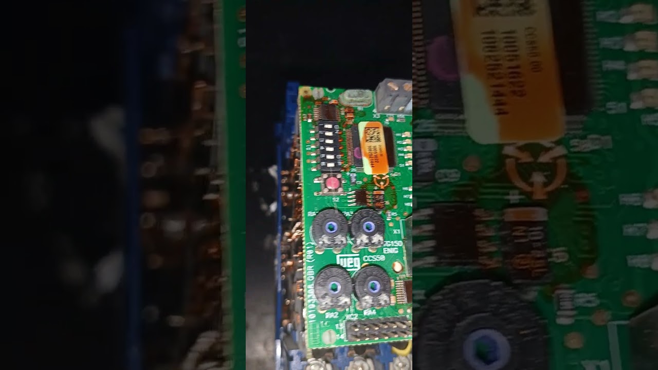 Soft Starter SSW05 - verificando a parte interna.  #comandosel&eacute;tricos #eletrica #softstarter #reparo