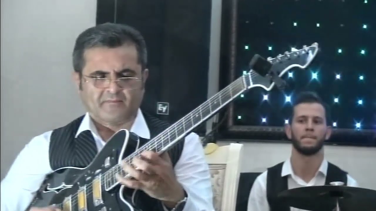 Elman Namazoğlu - Миллион алых роз & Tut Ağacı Boyunca & Güllərim & Monti Çardaş \Bərdə Ağ Saray