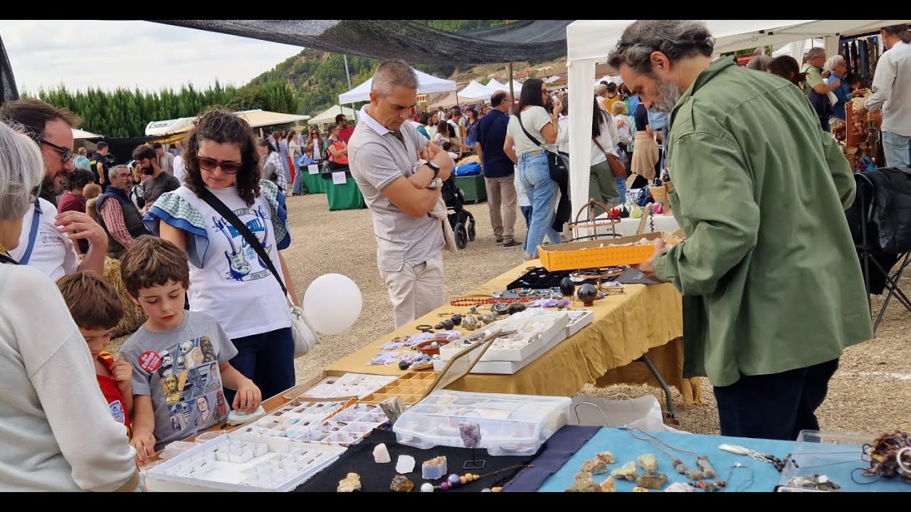 Ayerbe vive su gran feria rural