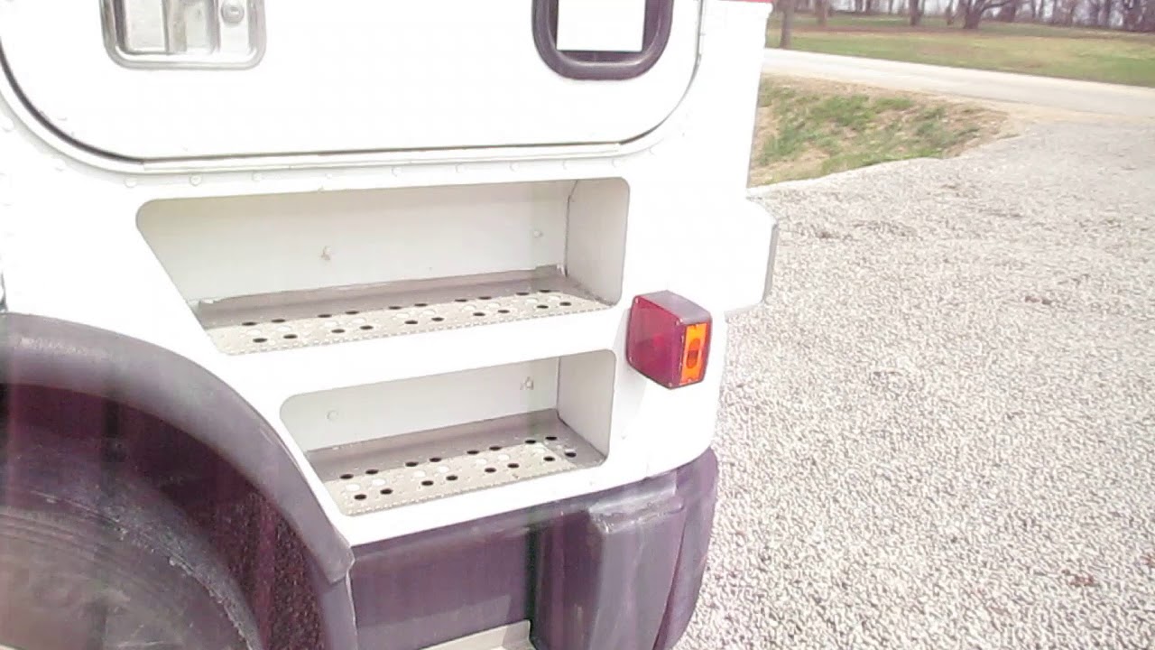 BigIron Online Auction 5-15-2019=DG9345-1989 Freightliner Cabover Truck