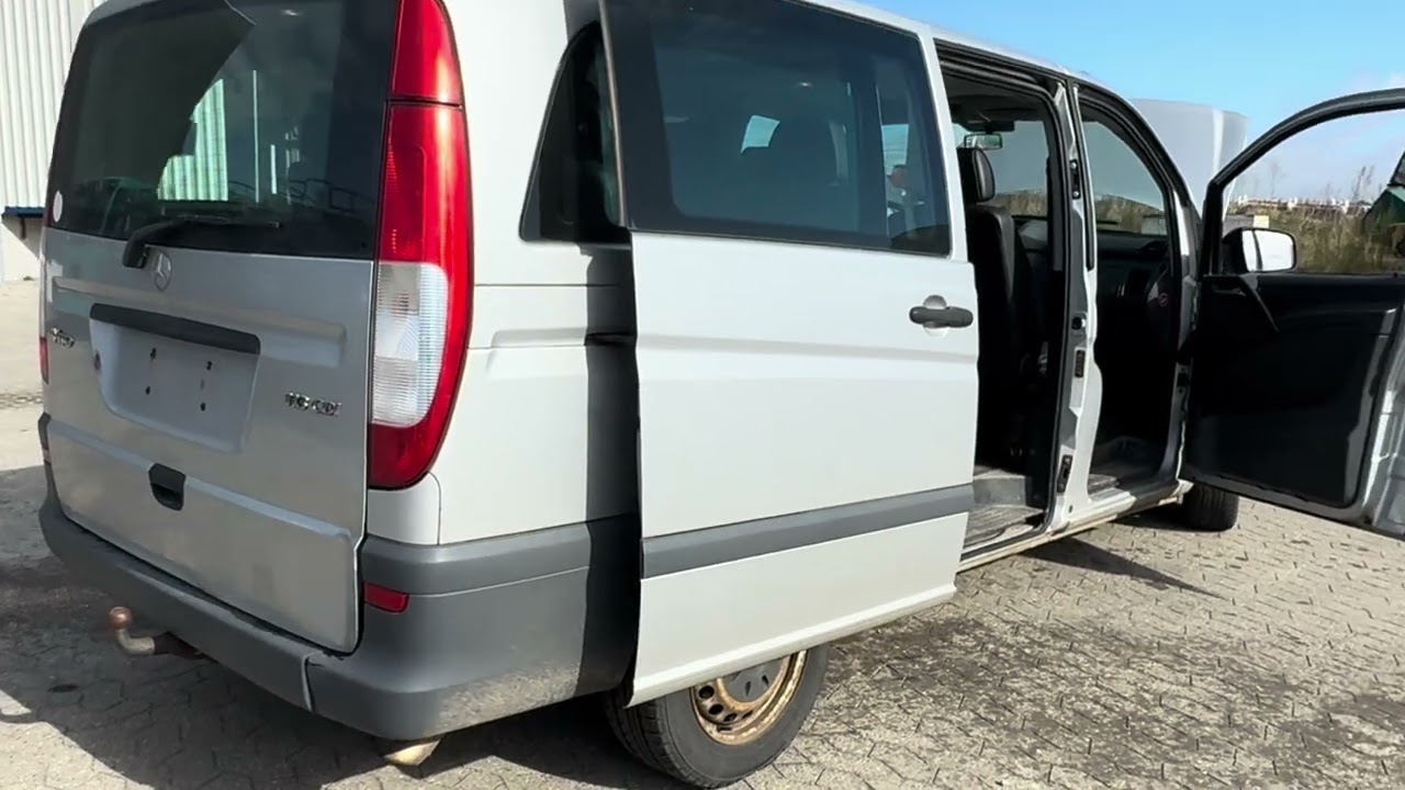 B2B Auctions A/S / MERCEDES VITO 113, 4 x 2, buslet, lang, 12 V