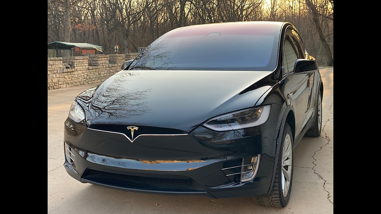 Обзор Tesla Model X 75D