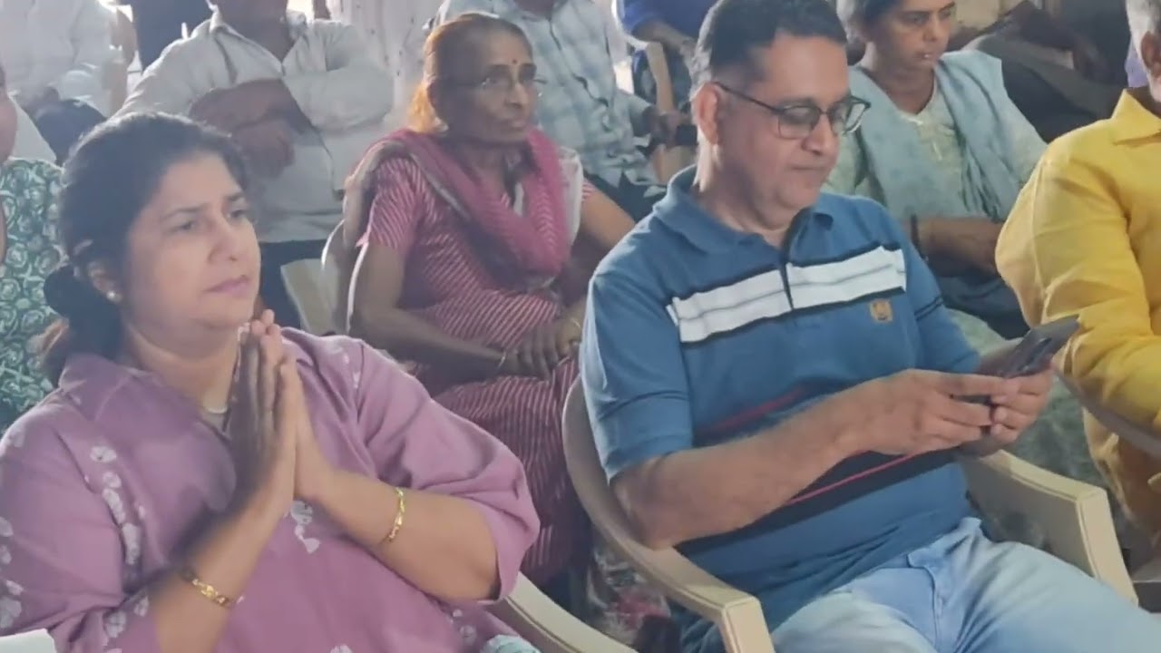 ये रेशमी झुल्फे, ये शरबती आंखे... - रफी साहब - आस्था वृद्धाश्रम, भायंदर 