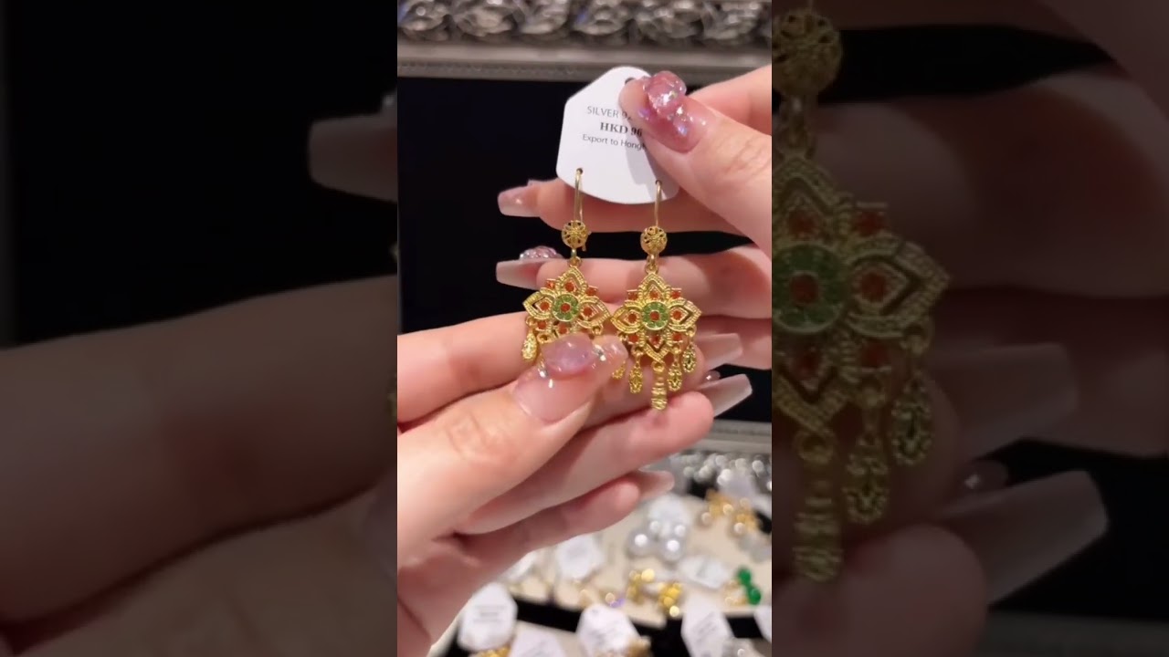 #bestearrings #earrings #trendingearrings #jewelry #earringsdesign