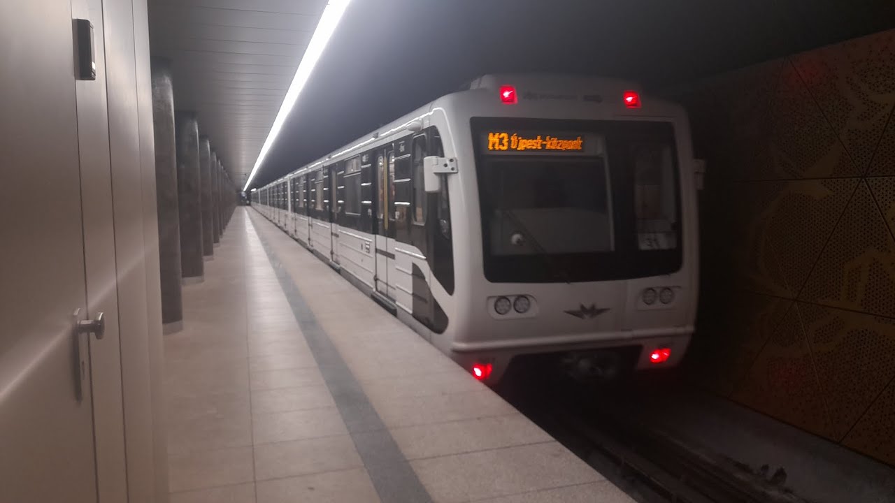 2024.10.24| M3-as metró a Kálvin tér és a Deák Ferenc tér között