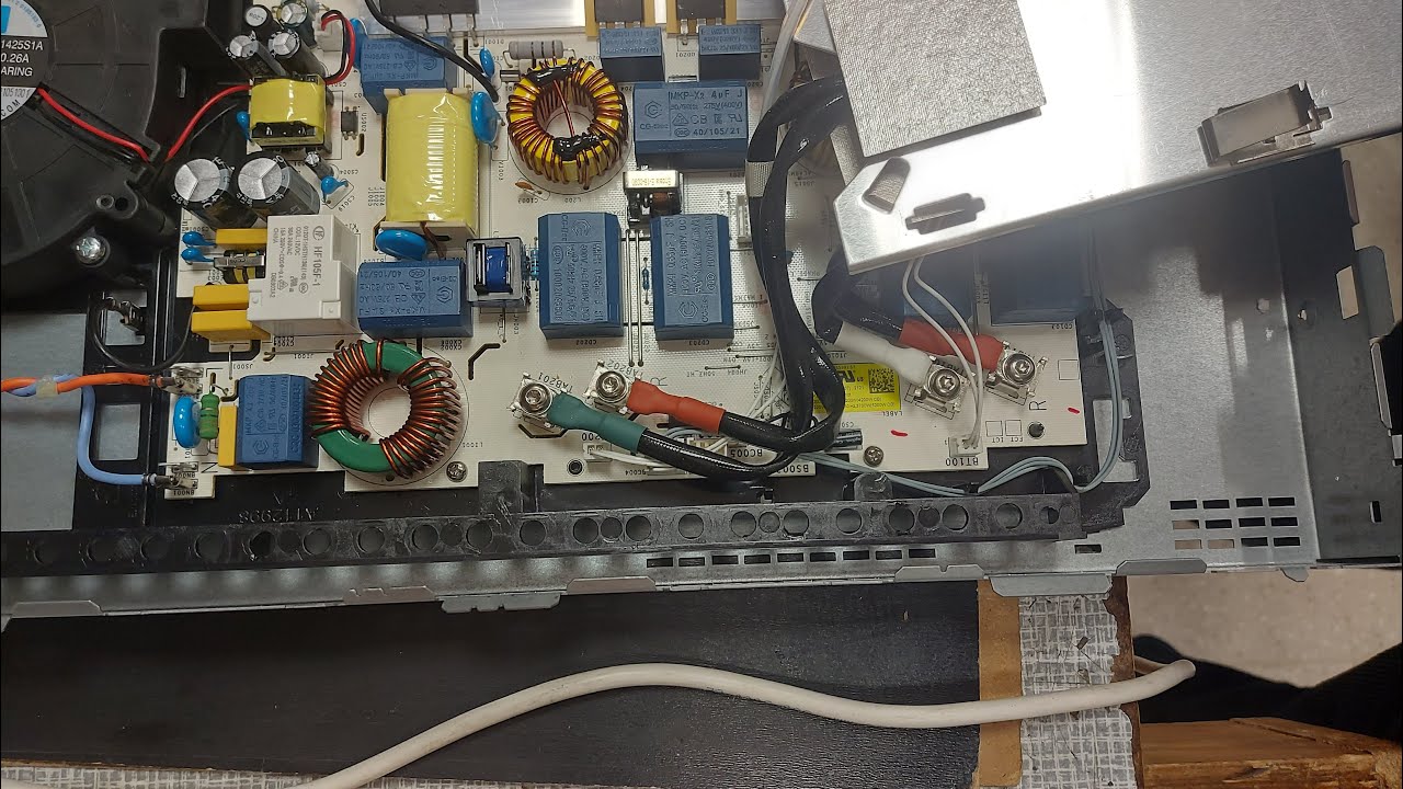 Electrolux CIV634 kuchenka indukcyjna płyta zawiesza się raz działa raz nie działa