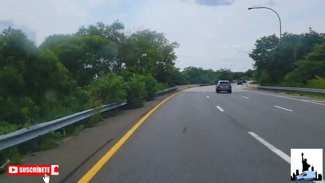 Driving on the expressway in NYC 