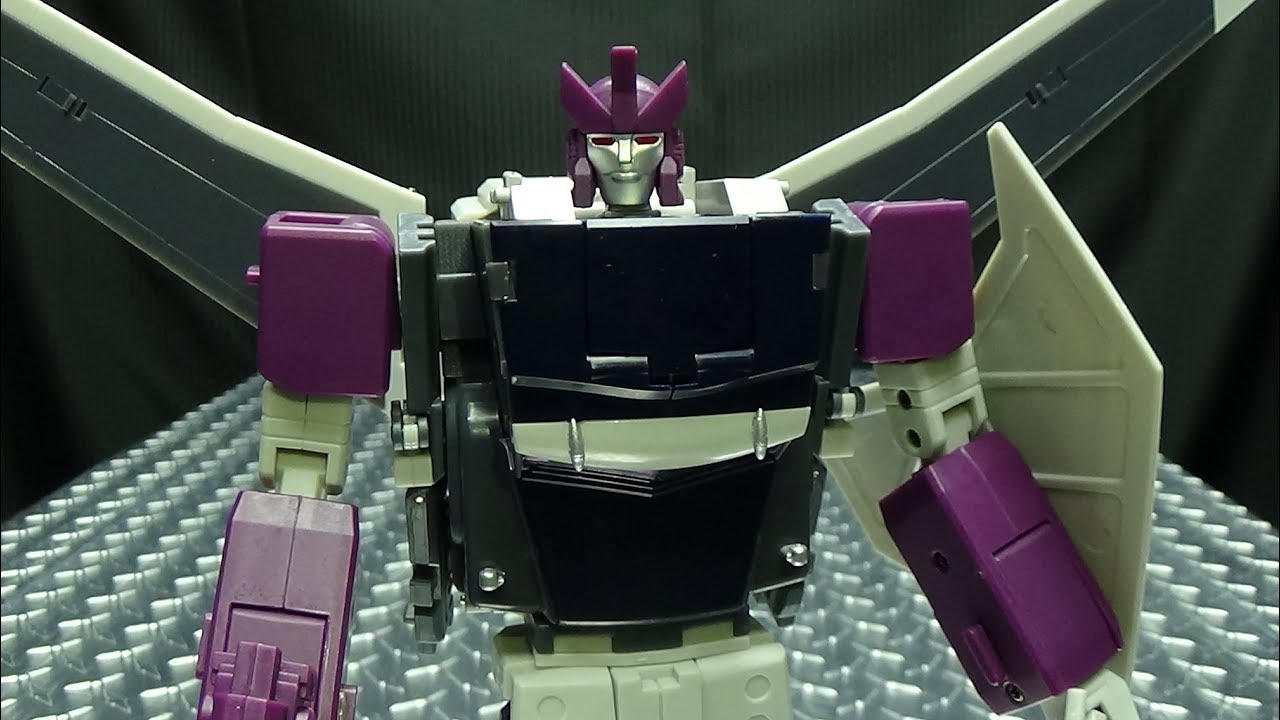 Keith's Fantasy Club STRATOTANKER (Masterpiece Octane): EmGo's Transformers Reviews N' Stuff
