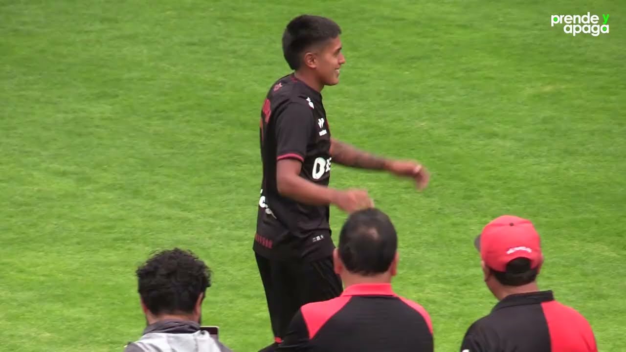 #Arequipa Presentación del equipo FBC Melgar (Tarde Rojinegra 2024)