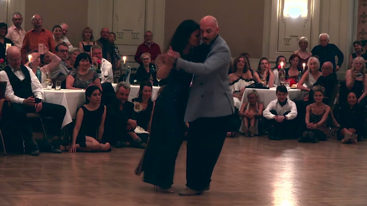 Alejandra Heredia & Mariano Otero // Wuppertal 2022 / 4/4