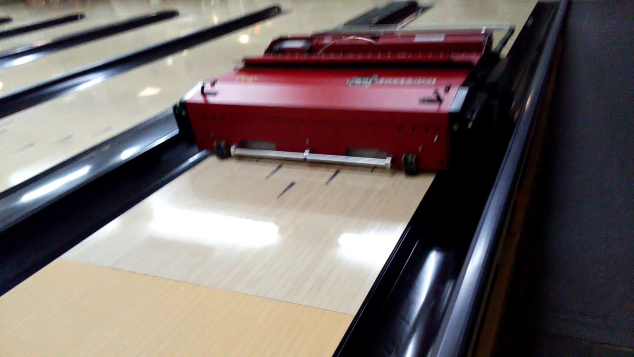 LETS OIL A BOWLING LANE..