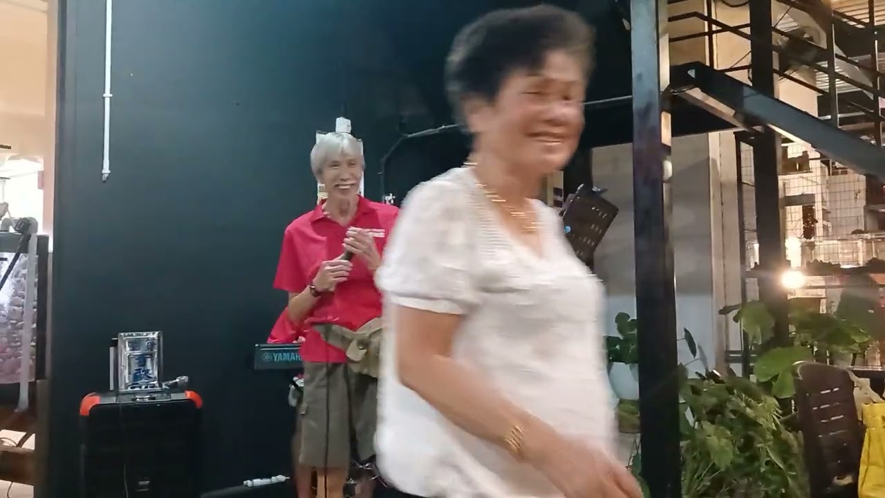 小拜年Hoi Kiang Au 