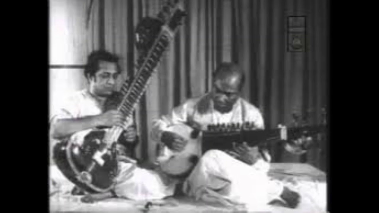 RAGA DURGA --Pt. RAVISHANKAR, USTAD ALI KBAR KHAN & USTAD ALLARAKHA