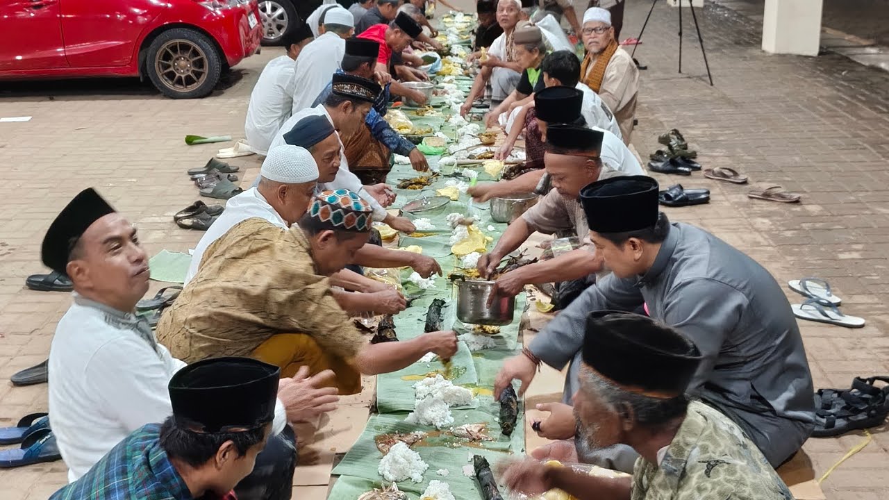 MAKAN BERSAMA MENYAMBUT BULAN SUCI RAMADHAN