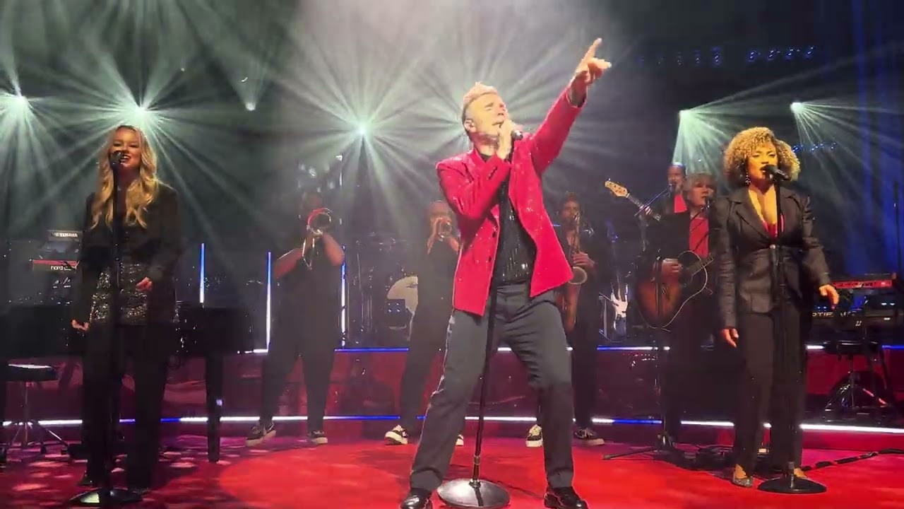 Gary Barlow - Rule The World (Songbook Tour 2025 Live At Blackpool Opera House)