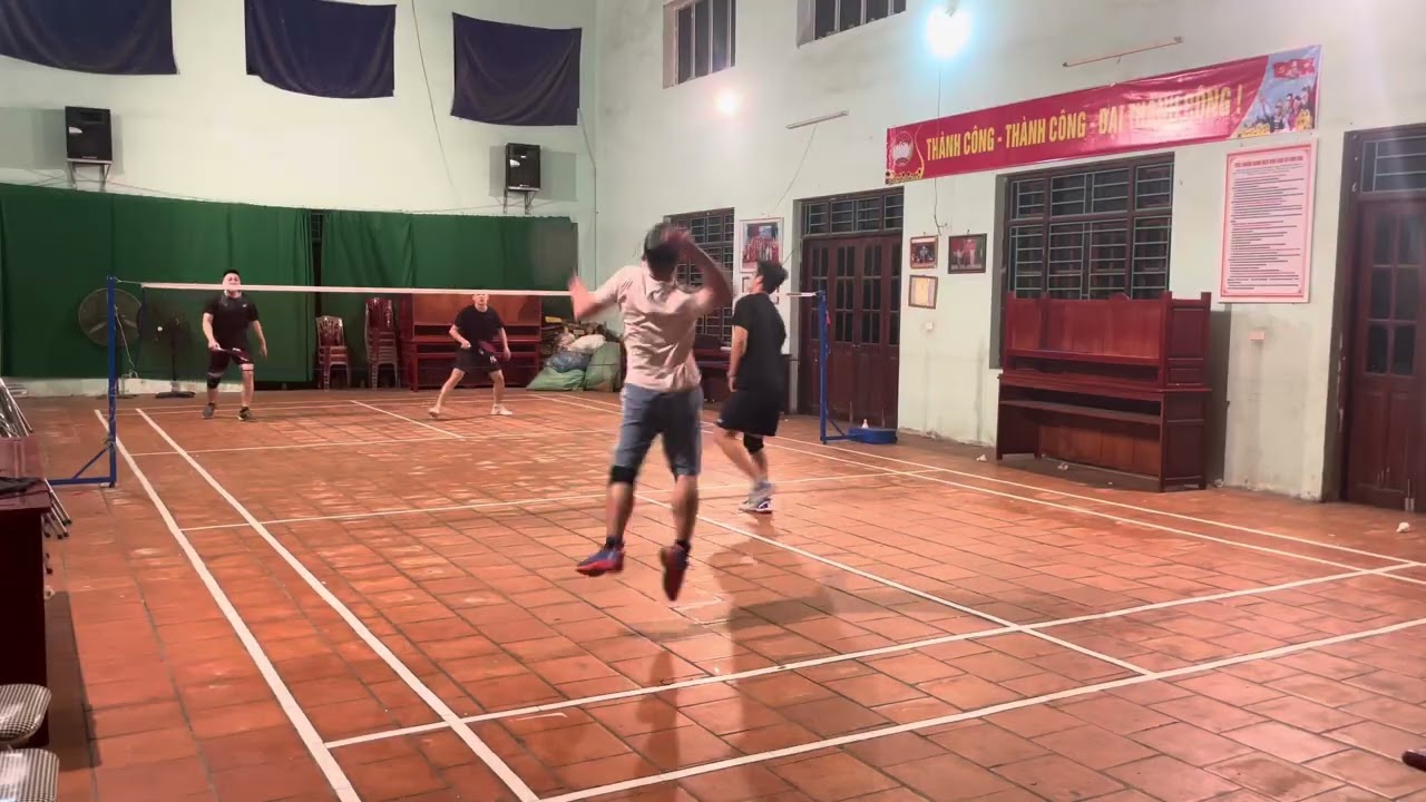 Võ Hiếu vs Hiệp Tú