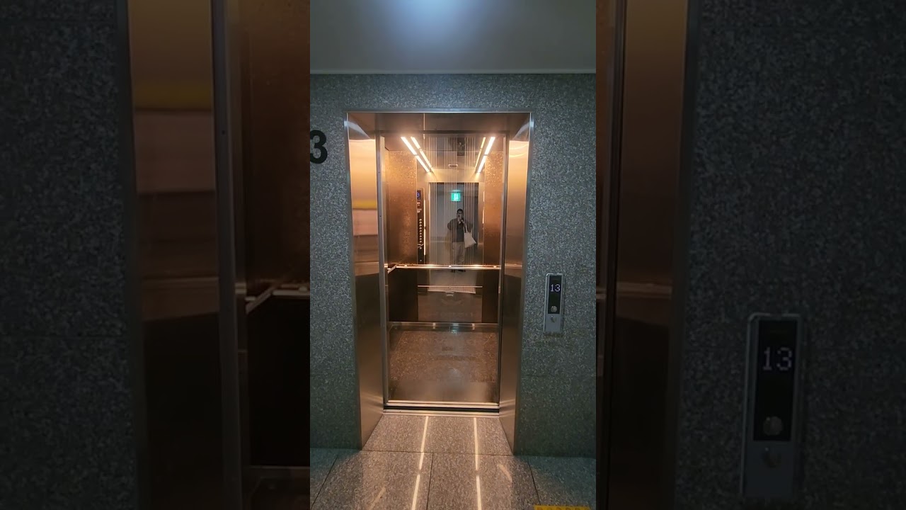 중구 복산동 번영드림파크 3호기 비상용 티센크루프 엘리베이터 (2호기 탑사)