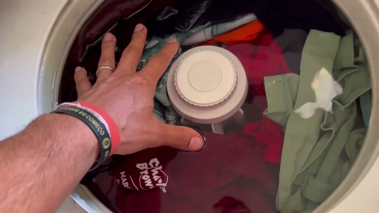 Quantidade certa de roupa na máquina de lavar