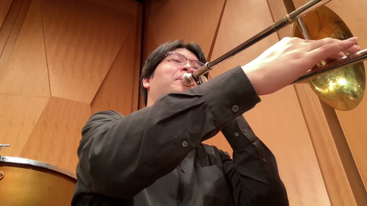 定期演奏会 バストロ自撮り